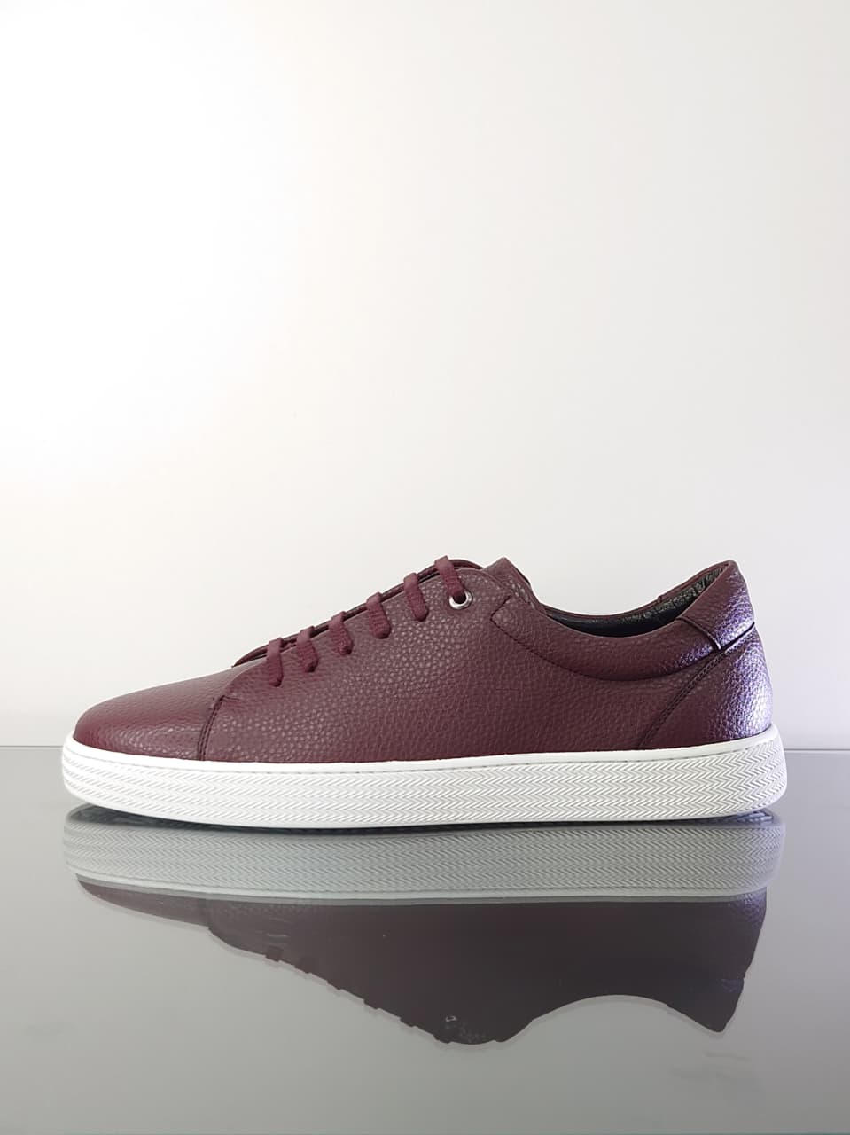 JR Burgundy